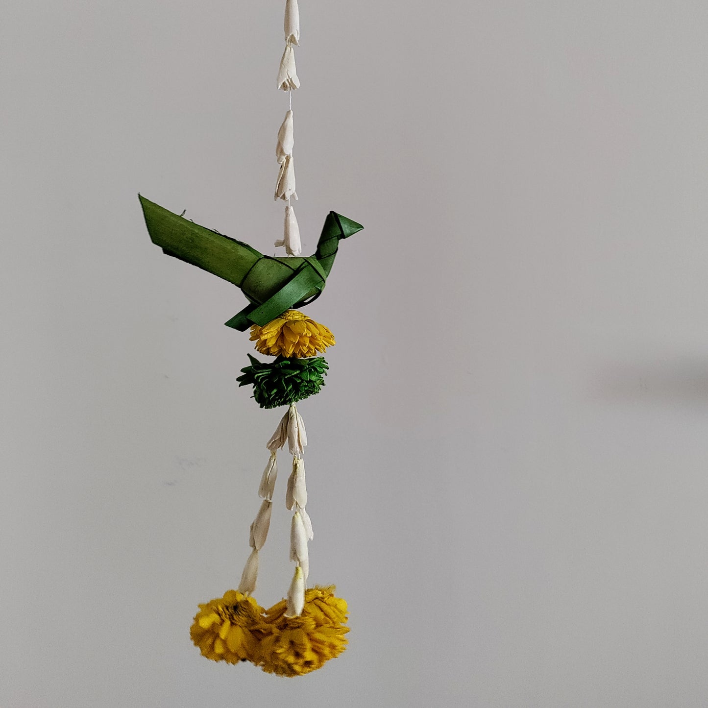 Mithu Parrot Latkan (Set of 2)